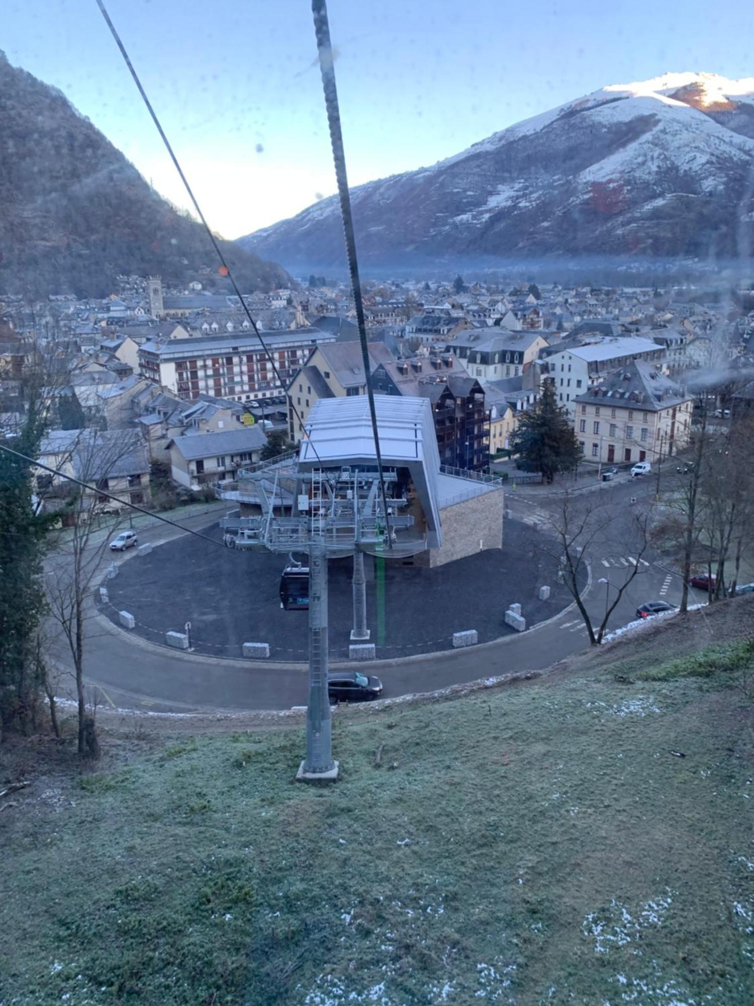Appartement Au Pied Des Telecabines Res La Soulan Bagnères-de-Luchon Esterno foto
